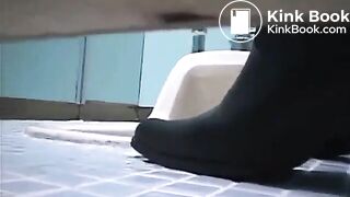 SCAT - Asian girls pooping in the toilet 9