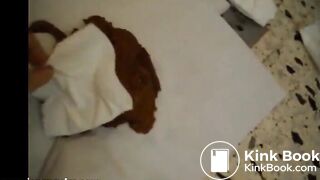 SCAT - Sexy girls Pooping 6