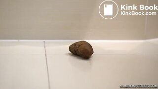 SCAT - Sexy girls Pooping 9