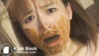 SCAT - Asian girls pooping in the toilet 7