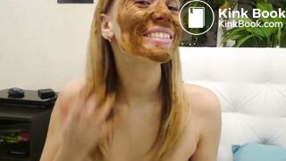 SCAT - Sexy girls Pooping 9