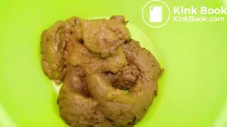 SCAT - Sexy girls Pooping 9