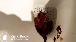 SCAT - Sexy girls Pooping 9