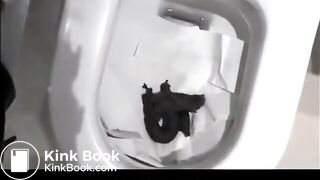 SCAT - Sexy girls Pooping 9