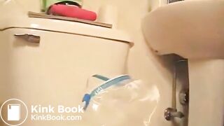 SCAT - Sexy girls Pooping 9