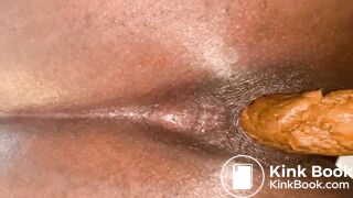 SCAT - Sexy girls Pooping 8