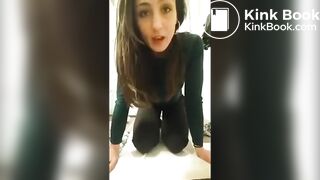 SCAT - Sexy girls Pooping 8