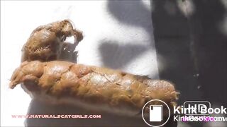 SCAT - Sexy girls Pooping 10