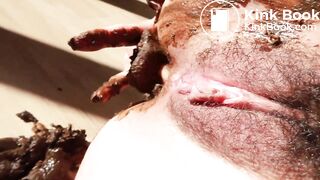 SCAT - Sexy girls Pooping