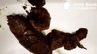 SCAT - Sexy girls Pooping 8