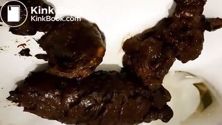 SCAT - Sexy girls Pooping 8