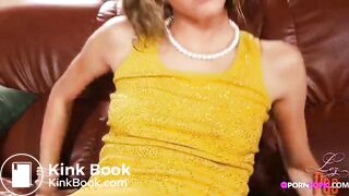 SCAT - Sexy girls Pooping 10