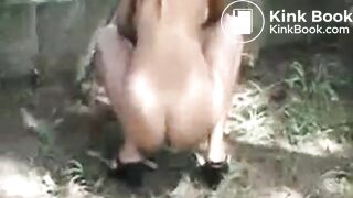 SCAT - Sexy girls Pooping 16