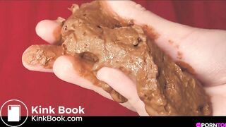 SCAT - Sexy girls Pooping 10