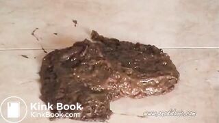 SCAT - Sexy girls Pooping 16