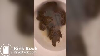 SCAT - Sexy girls Pooping 4
