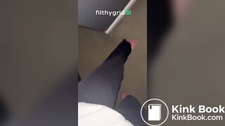 SCAT - Sexy girls Pooping 2