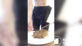 SCAT - Sexy girls Pooping 4
