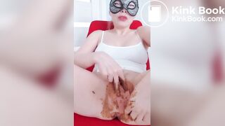 SCAT - Sexy girls Pooping 5