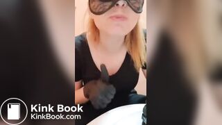 SCAT - Sexy girls Pooping 11