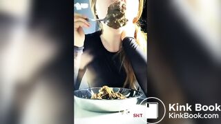 SCAT - Sexy girls Pooping 11