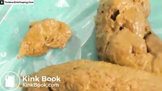 SCAT - Sexy girls Pooping 12