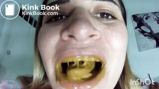 SCAT - Sexy girls Pooping