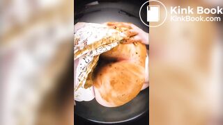 SCAT - Sexy girls Pooping 2