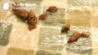 SCAT - Sexy girls Pooping 12