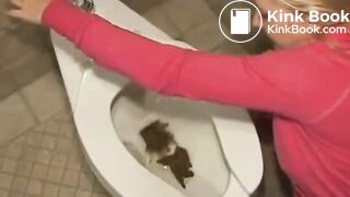 SCAT - Sexy girls Pooping 13