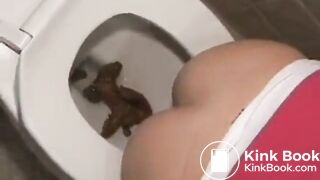 SCAT - Sexy girls Pooping 13