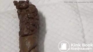 SCAT - Sexy girls Pooping 11