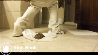 SCAT - Sexy girls Pooping 13