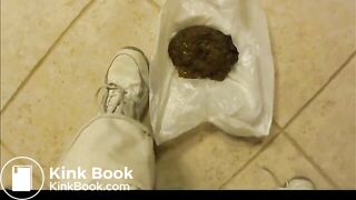 SCAT - Sexy girls Pooping 13