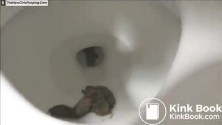 SCAT - Sexy girls Pooping 18