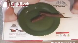 SCAT - Sexy girls Pooping 3
