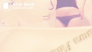 SCAT - Sexy girls Pooping 8