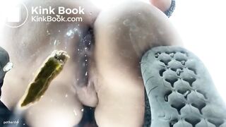 SCAT - Sexy girls Pooping 12
