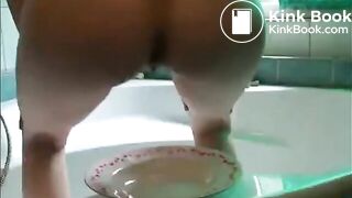 SCAT - Sexy girls Pooping 14