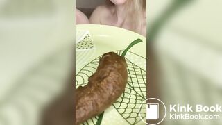 SCAT - Sexy girls Pooping 5