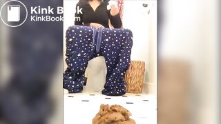 SCAT - Sexy girls Pooping 16