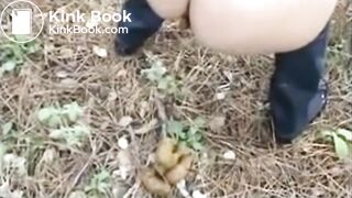 SCAT - Sexy girls Pooping 7