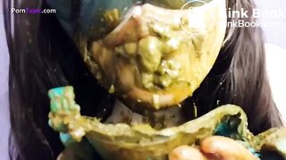 SCAT - Sexy girls Pooping 9