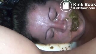 SCAT - Sexy girls Pooping 19