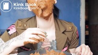 SCAT - Sexy girls Pooping 13