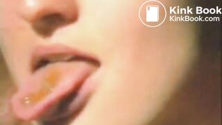 SCAT - Sexy girls Pooping 5