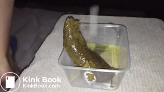 SCAT - Sexy girls Pooping 8