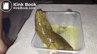 SCAT - Sexy girls Pooping 8