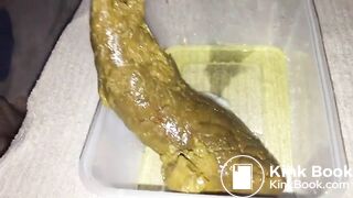 SCAT - Sexy girls Pooping 8