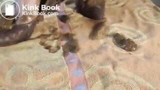 SCAT - Sexy girls Pooping 8